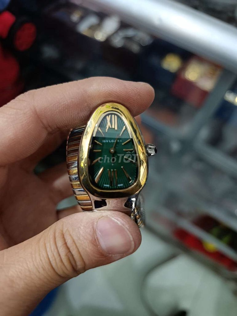 Bvlgari Serpenti Nữ Vàng Bạc Xanh. Mua bán Đồng hồ tại Quận 1 Tp Hồ Chí Minh được đăng bởi Đồ Seconhand Vintage hình 1