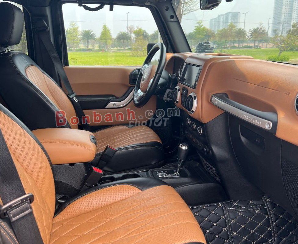 Jeep Wrangler Rubicon 2016 nhập Mỹ. Mua bán Ô tô tại Thị xã Phước Long Bình Phước được đăng bởi Chu Đồng hình 3