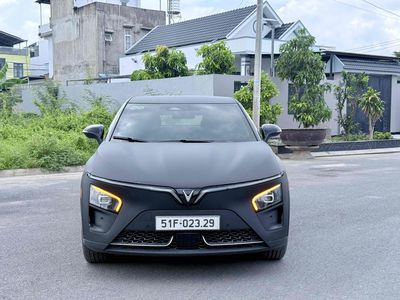 Xe điện VinFast VF7 Plus 2024 Đen
