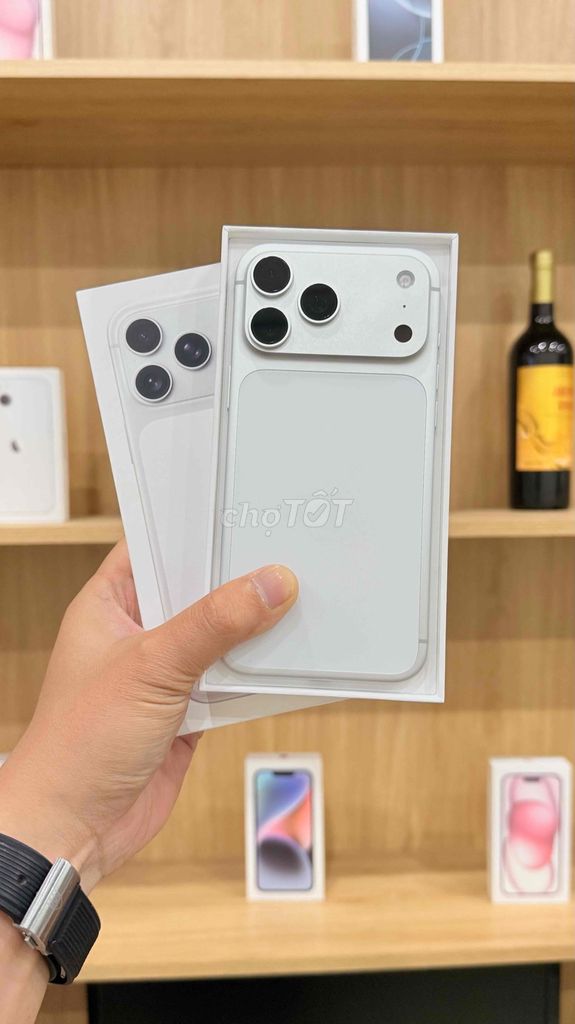 Apple iPhone 17 Pro Max 256GB Trắng Đã sử dụng. Mua bán Điện thoại tại Huyện Châu Thành Tây Ninh được đăng bởi Đặng Hoàng Minh hình 1