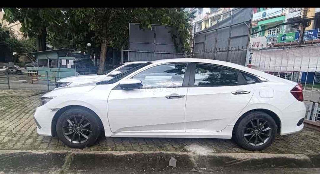 Honda Civic 2020 1.5G - 33000 km. Mua bán Ô tô tại Huyện Mỏ Cày Bắc Bến Tre được đăng bởi Lê Lợi  hình 3