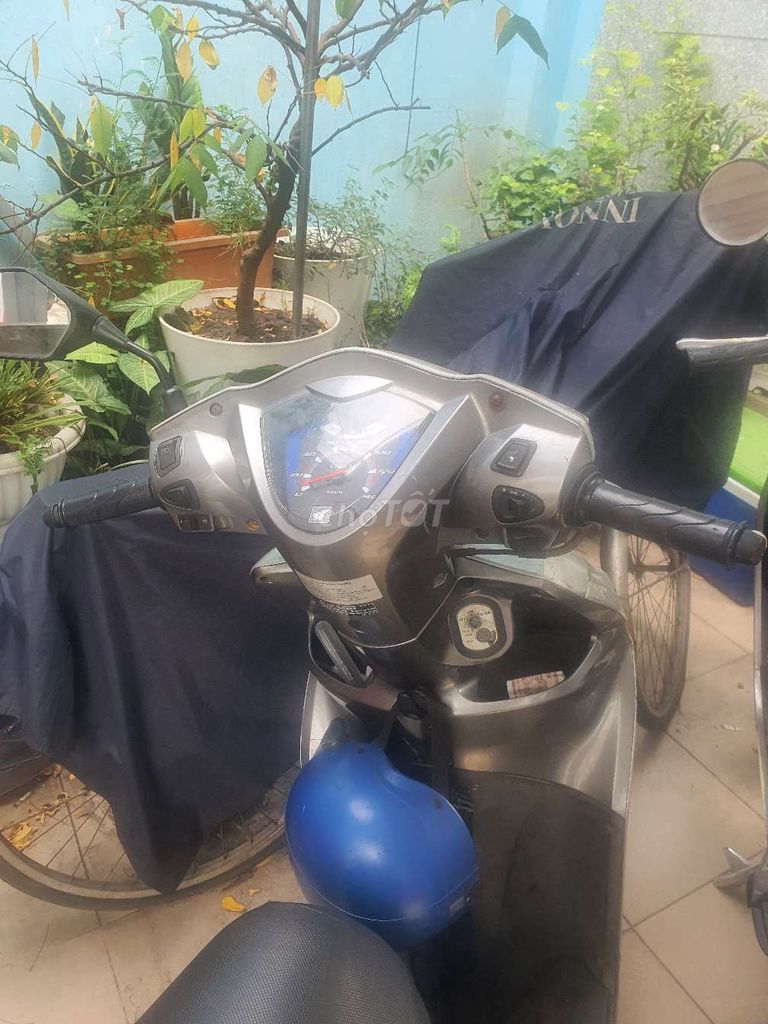 Cần bán xe Vision 2013. Mua bán Xe máy tại Quận 11 Tp Hồ Chí Minh được đăng bởi Hoàng hình 2