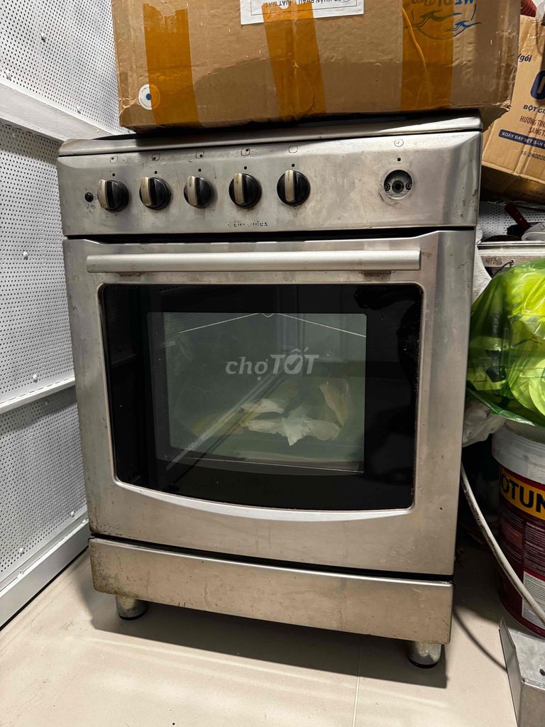 Bếp ga + nướng Electrolux. Mua bán Bếp, lò, đồ điện nhà bếp tại Quận 1 Tp Hồ Chí Minh được đăng bởi Hoàng hình 1