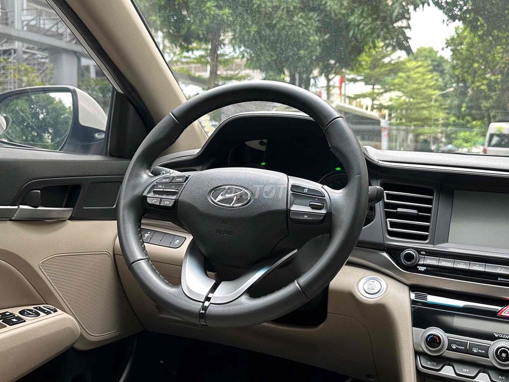 Hyundai Elantra 2020 1.6 AT Sport siêu đẹp. Mua bán Ô tô tại Quận Cầu Giấy Hà Nội được đăng bởi Cao Quý hình 13
