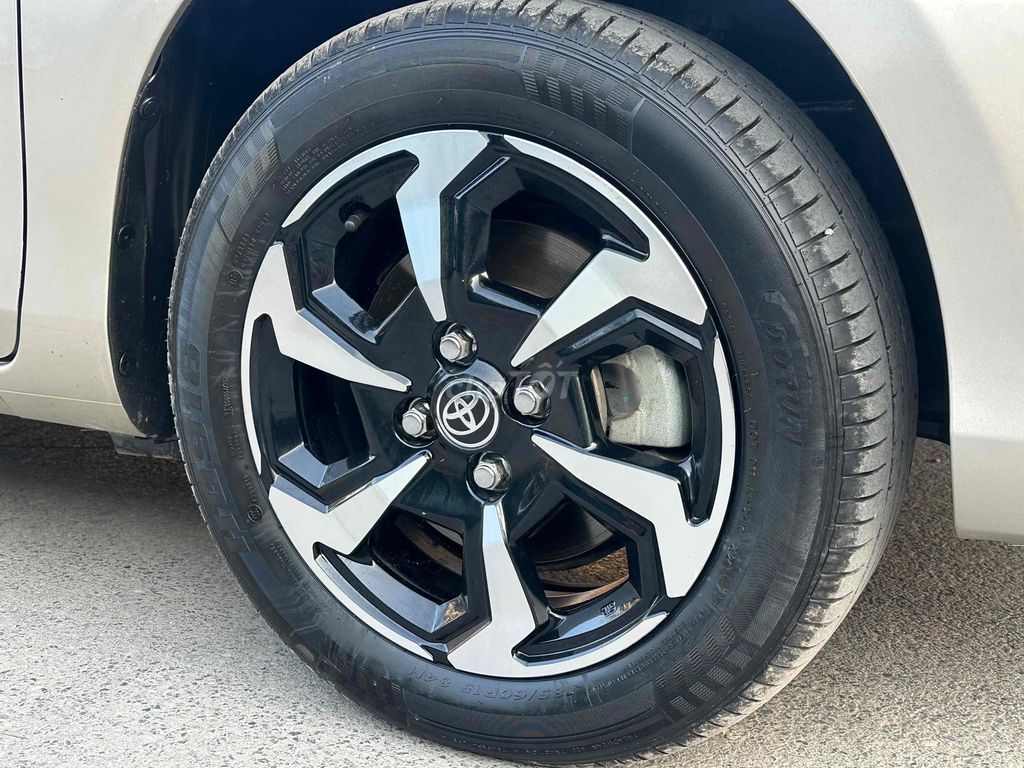 Toyota Vios 2023 E Bạc 66000 km. Mua bán Ô tô tại Quận Hoàng Mai Hà Nội được đăng bởi NHẬT DOANH AUTO  hình 8