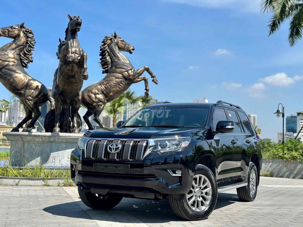 Prado VX sx 2020 màu đen siêu đẹp. Mua bán Ô tô tại Quận Cầu Giấy Hà Nội được đăng bởi Cao Quý hình 2