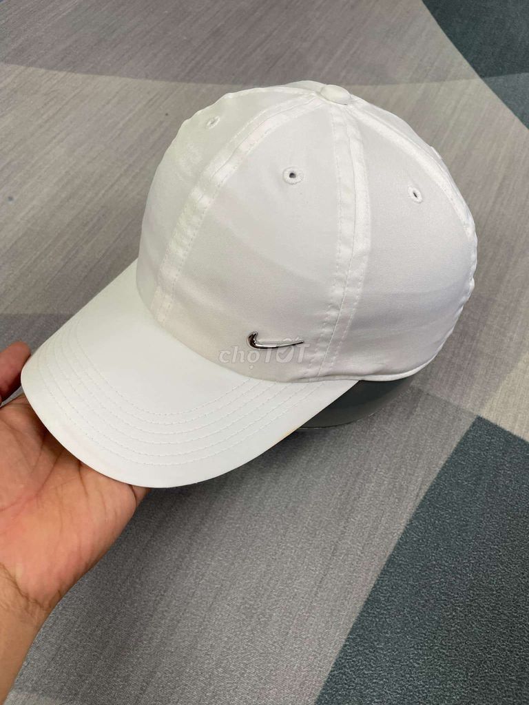 Nón Nam Nữ. Nike Golf. Chính Hãng. Size 55- 57Cm.