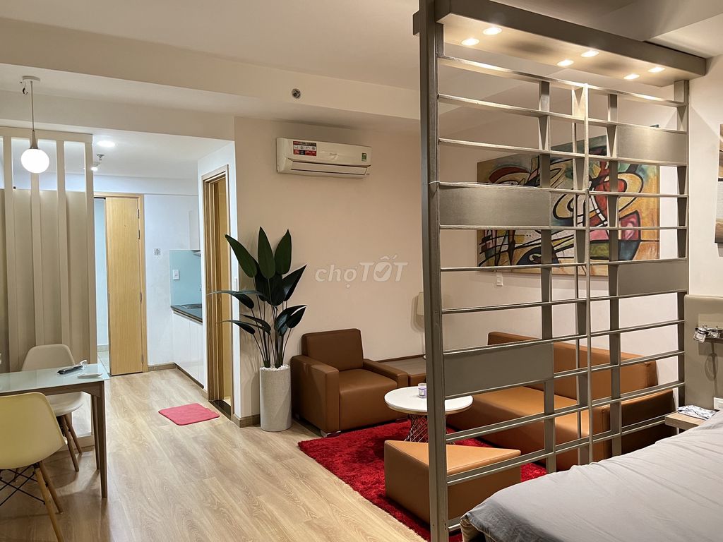 Căn hộ Charmington La Pointe cho thuê Full nội thất đẹp 12tr