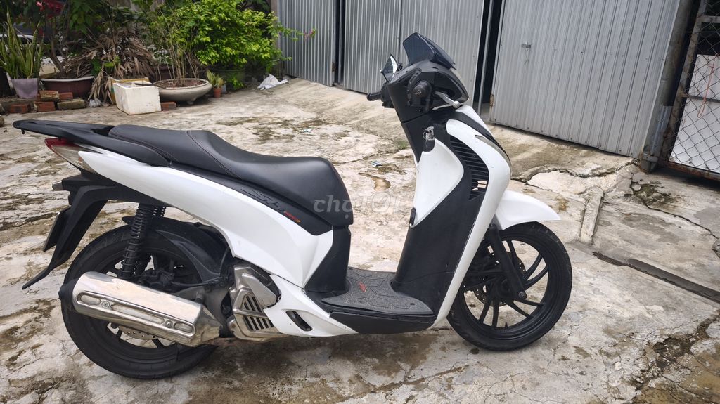 Honda SH 125 2014 бело-черный