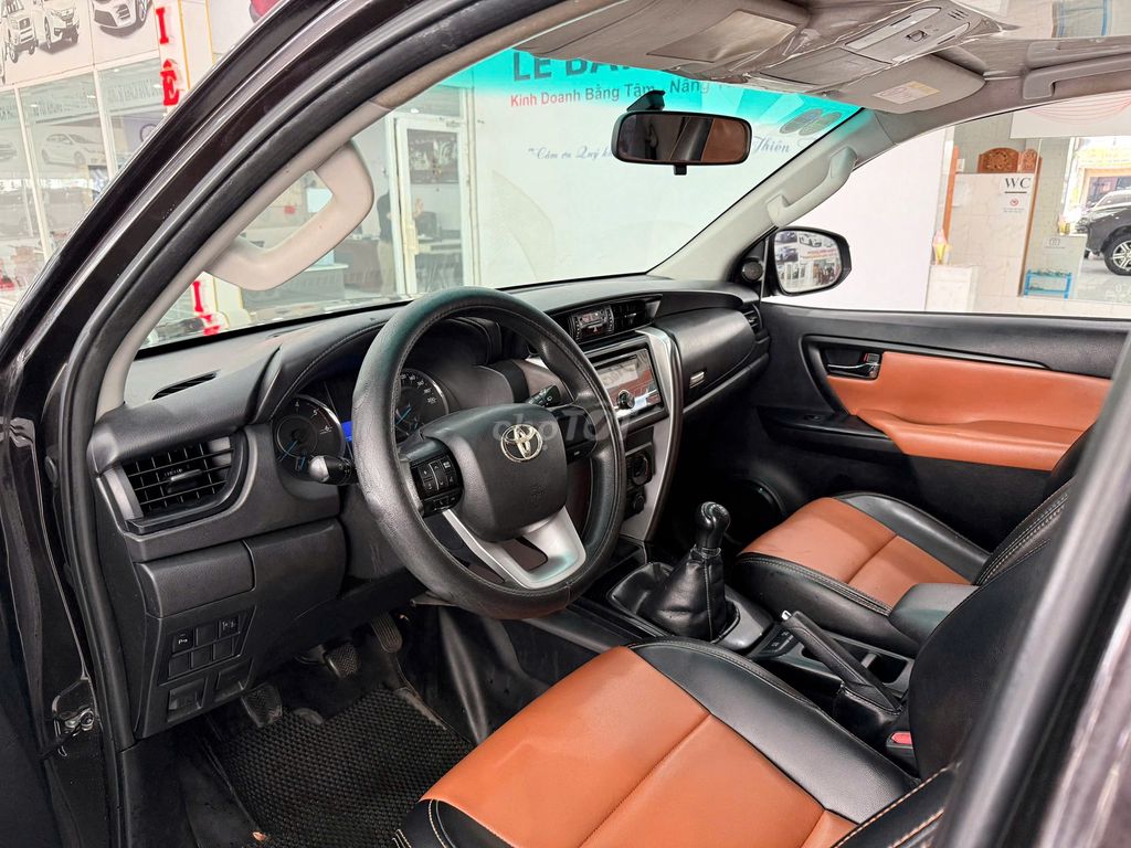 Toyota Fortuner 2.4G MT 2017 màu nâu. Mua bán Ô tô tại Huyện Bù Gia Mập Bình Phước được đăng bởi Ô Tô Thiên Hải  hình 8