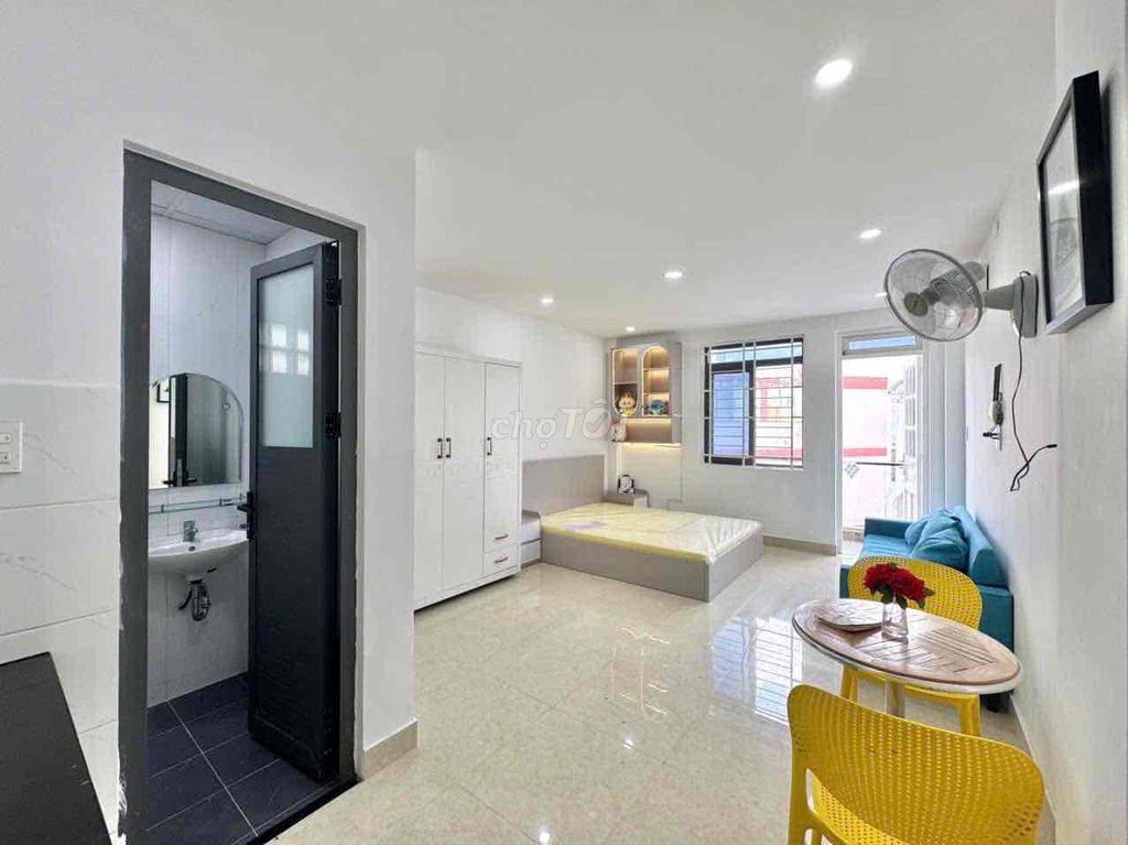 Аренда · 1 комн. · 40 м² · Quận 1, ул. Đường Trần Hưng Đạo