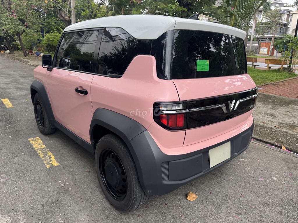 VF3, biển TPHCM, Hồng Phấn, lướt 7.100 km, quá MỚI. Mua bán Ô tô tại Quận Bình Tân Tp Hồ Chí Minh được đăng bởi VÕ LONG HẢI VinFast Chevrolet hình 8