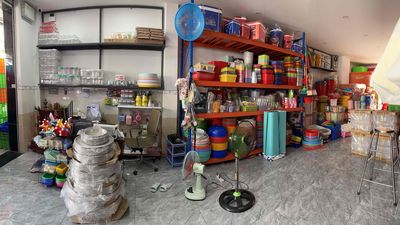 Tuyển nhân viên bán hàng tại Q8, chợ Bình Điền