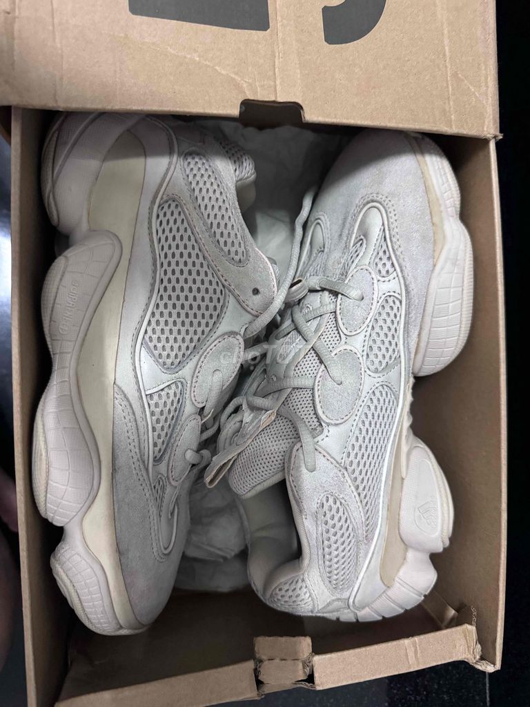 Giày thể thao Adidas Yeezy 500. Mua bán Giày dép tại Quận Tân Bình Tp Hồ Chí Minh được đăng bởi thành lộc hình 1