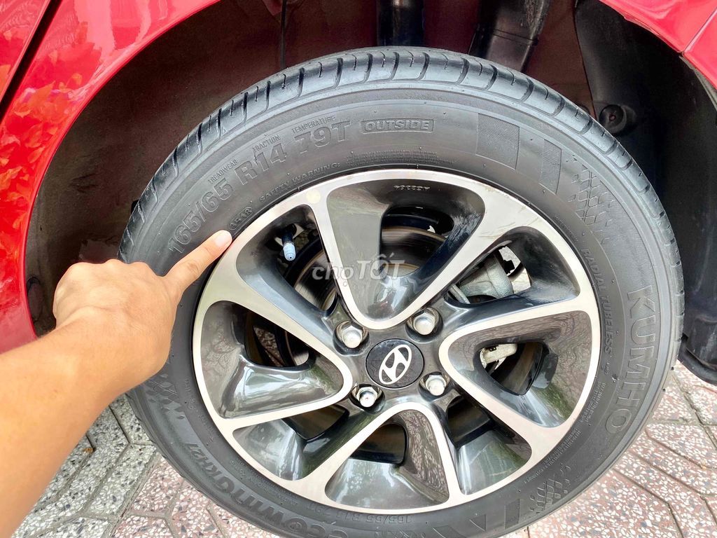 Hyundai Grand i10 2018 1.2 AT - 32000 km. Mua bán Ô tô tại Thành phố Thủ Đức Tp Hồ Chí Minh được đăng bởi Phúc hình 3