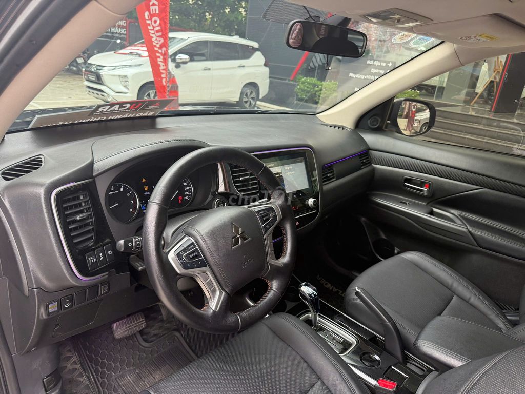 Mitsubishi Outlander 2.0 CVT 2019  - Odo 67.000 km. Mua bán Ô tô tại Thành phố Thủ Đức Tp Hồ Chí Minh được đăng bởi Mitsubishi Chính Hãng hình 9