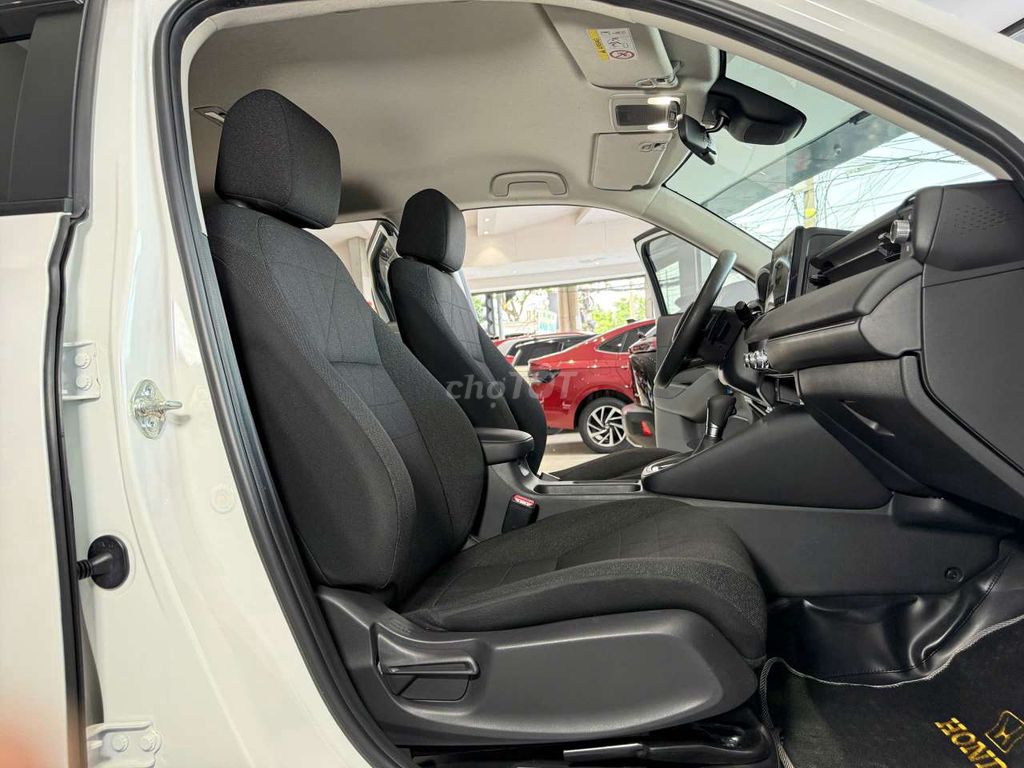 Honda HRV G Sensing 2023, odo 3v8km, hỗ trợ góp.. Mua bán Ô tô tại Thành phố Thủ Đức Tp Hồ Chí Minh được đăng bởi Đức Hưng Siêu thị ô tô Thủ Đức hình 10