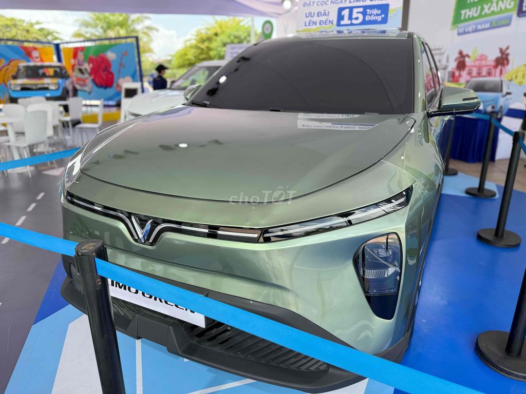 LIMO GREEN 150TR NHẬN XE-BAO NỢ XẤU. Mua bán Ô tô tại Quận 1 Tp Hồ Chí Minh được đăng bởi KỲ hình 12