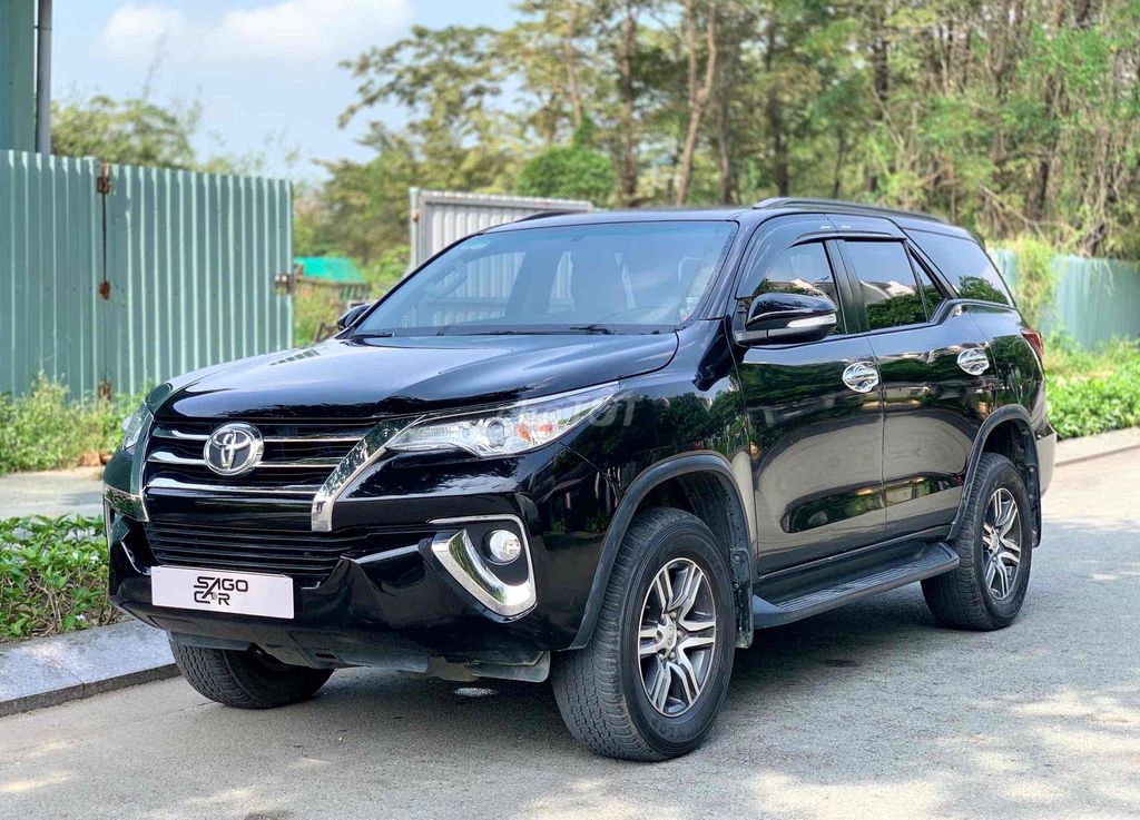 Toyota Fortuner 2017 2.7V 1 cầu 47.000 km. Mua bán Ô tô tại Thành phố Thủ Đức Tp Hồ Chí Minh được đăng bởi Thắng Xe Lướt  hình 2