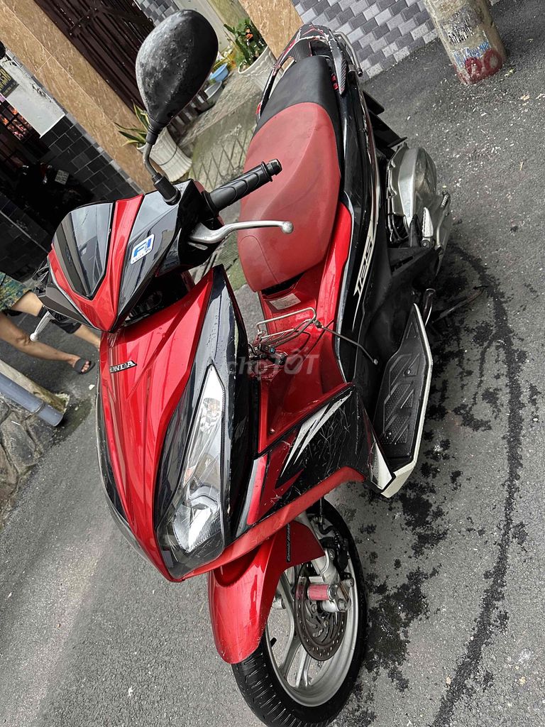 xe Airblade 2013 FI. Mua bán Xe máy tại Quận Bình Thạnh Tp Hồ Chí Minh được đăng bởi Nguyên Trần hình 3