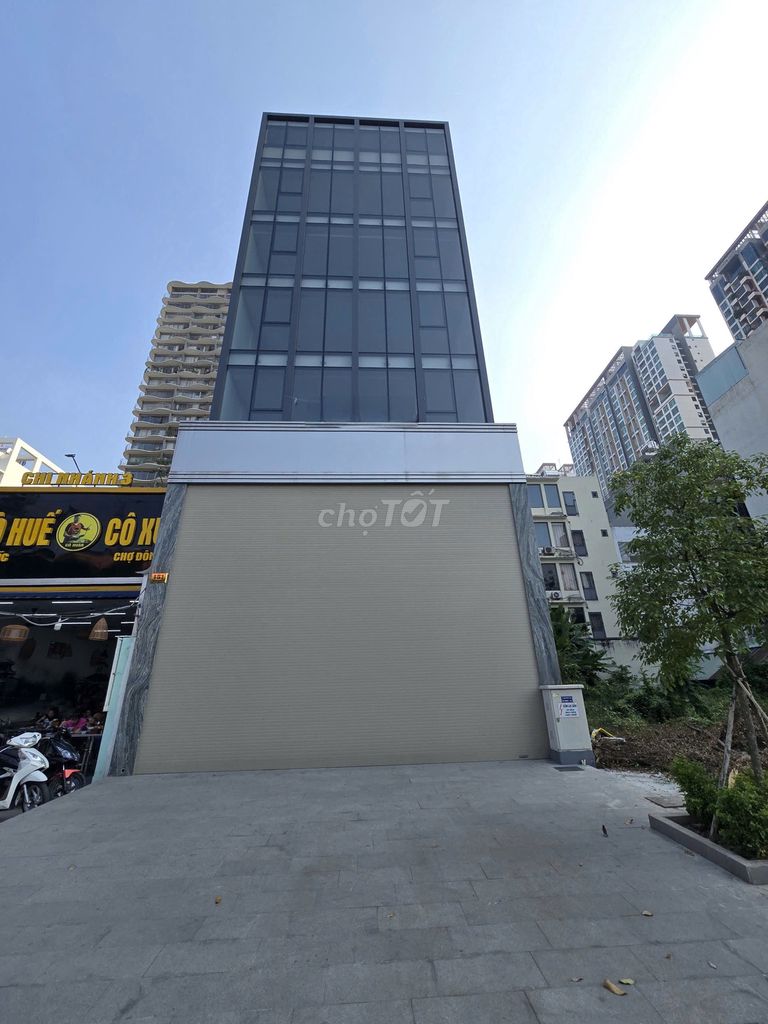 ~900m2 sàn Toà Nhà 8x20 Hầm 7 Tầng MT Nguyễn Văn Kỉnh 160tr/tháng