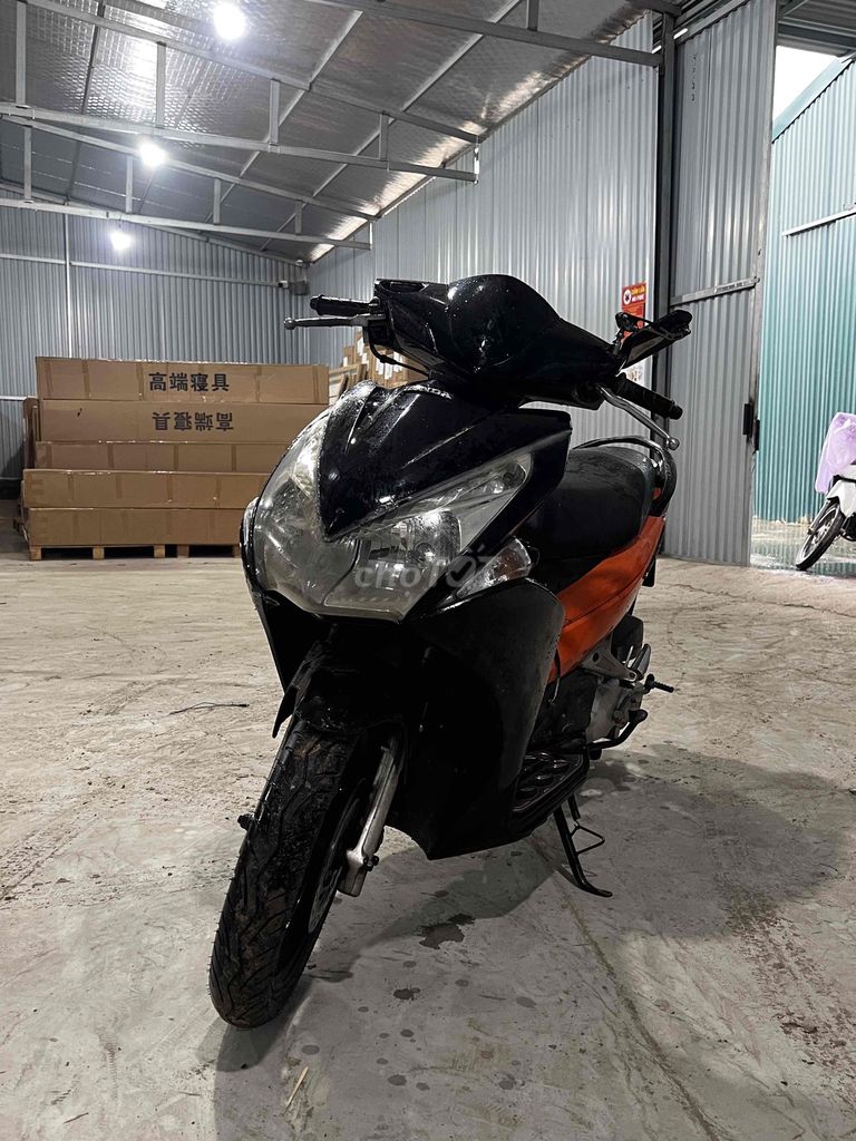 Honda Air Blade 2012 оранжево-черный, номера Хынгйен