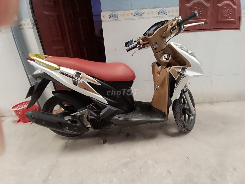 Click Thái 125i đời 2015 . Xe chạy êm mượt. Mua bán Xe máy tại Huyện Châu Thành Tiền Giang được đăng bởi Lê Minh hình 1