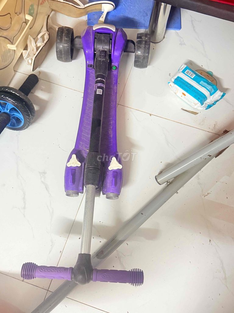 Xe trượt scooter tím điều chỉnh độ cao. Mua bán Mẹ và bé tại Quận Cái Răng Cần Thơ được đăng bởi love hình 1