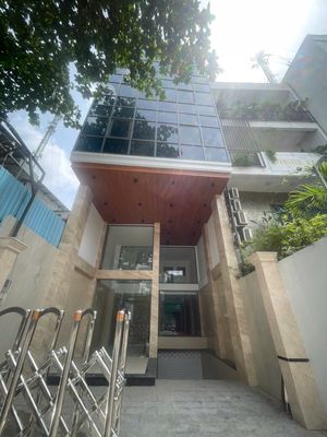 Аренда · 8 комн. · 100 м² · Quận Tân Bình, ул. Đường Hát Giang