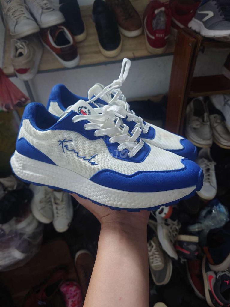 Giày thể thao Kamito sZ 39. Mua bán Giày dép tại Quận Hà Đông Hà Nội được đăng bởi Đức Thịnh 389  hình 1