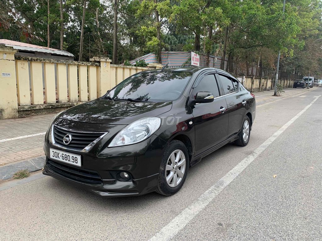 Nissan Sunny 2018 1.5 XV S premium rất mới