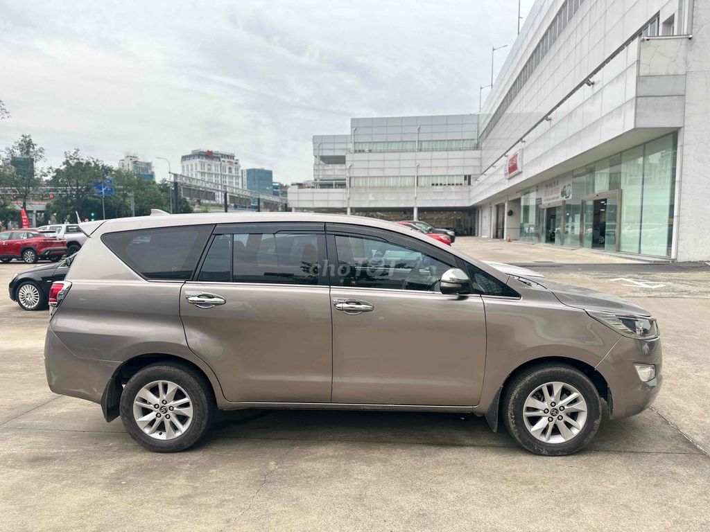 TOYOTA INNIVA G tự động 7 c xe đẹp giảm giá kịch k. Mua bán Ô tô tại Quận Bình Thạnh Tp Hồ Chí Minh được đăng bởi phuongneo hình 3