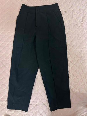 Quần đen dáng baggy Elise. Mua bán Quần áo tại Huyện Đông Anh Hà Nội được đăng bởi Ha Nguyen