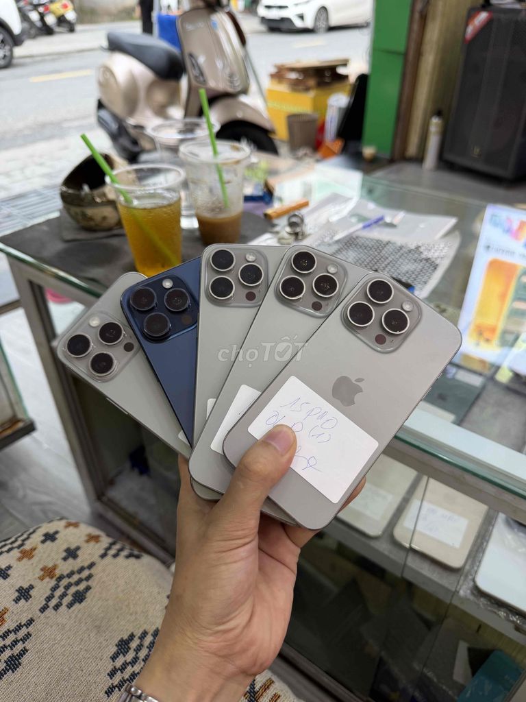 Apple iPhone 15 Pro 128GB Nhiều màu. Mua bán Điện thoại tại Quận Hải Châu Đà Nẵng được đăng bởi Hoàng Táo 273 Nguyễn Hoàng Đà Nẵng hình 1