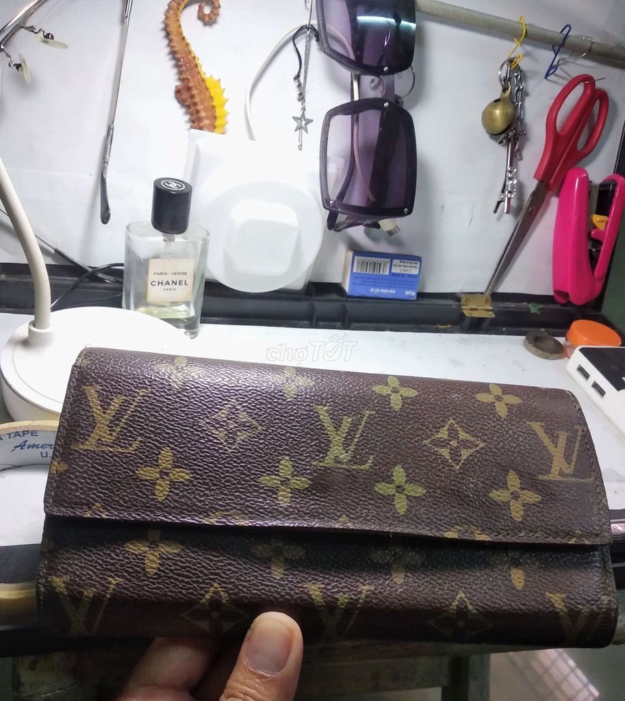Ví Louis Vuitton Sarah Canvas cứng cáp,có đổi/ship. Mua bán Túi xách tại Quận Ninh Kiều Cần Thơ được đăng bởi Shop Tứ Quí hình 1