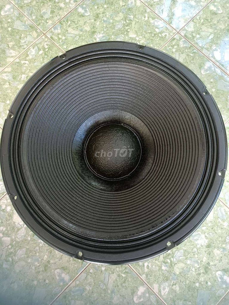 1 bass sub 50 rcf từ 220 côn 100 còn zin mới 90%. Mua bán Tivi, Âm thanh tại Thành phố Mỹ Tho Tiền Giang được đăng bởi Văn Tuyền hình 1