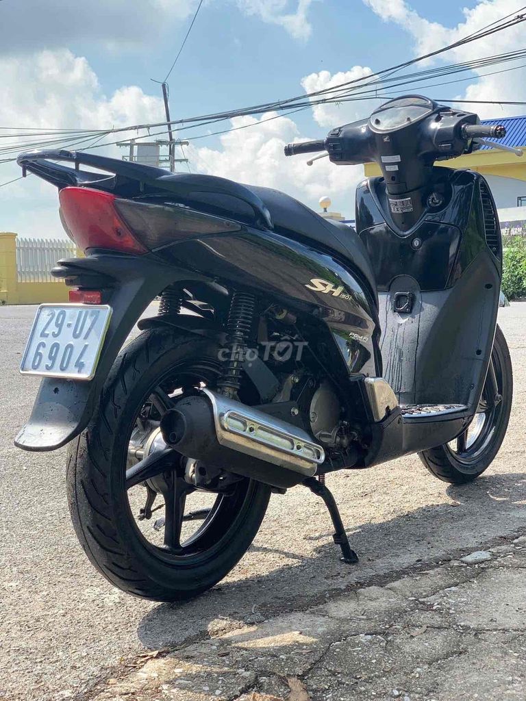 Bán sh 125 nhập ý đã test kỹ về chỉ đổ xăng chayj. Mua bán Xe máy tại Huyện Thanh Trì Hà Nội được đăng bởi xe máy chính hãng hình 1