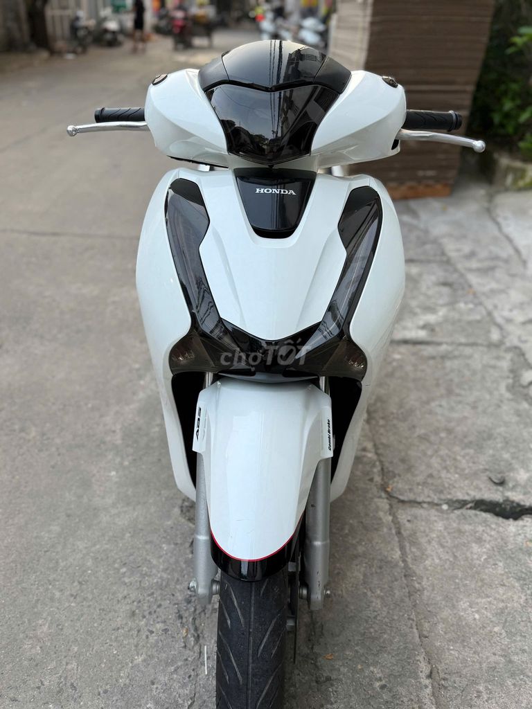 SH 2019, máy 125Fi, phanh ABS, máy nguyên, biển Hn. Mua bán Xe máy tại Quận Nam Từ Liêm Hà Nội được đăng bởi Thảo hình 1