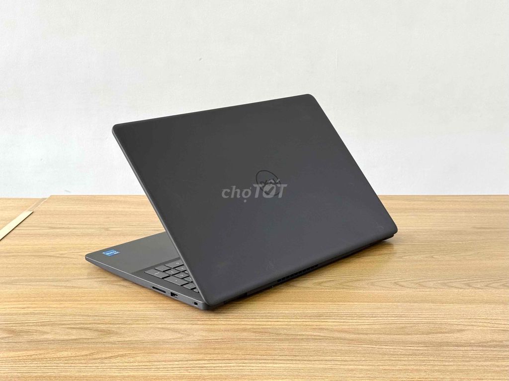 Dell V 3500 i5 1135G7 8GB/512GB Zin Bao Xài. Mua bán Laptop tại Quận Ninh Kiều Cần Thơ được đăng bởi Cầm đồ Nhanh hình 1