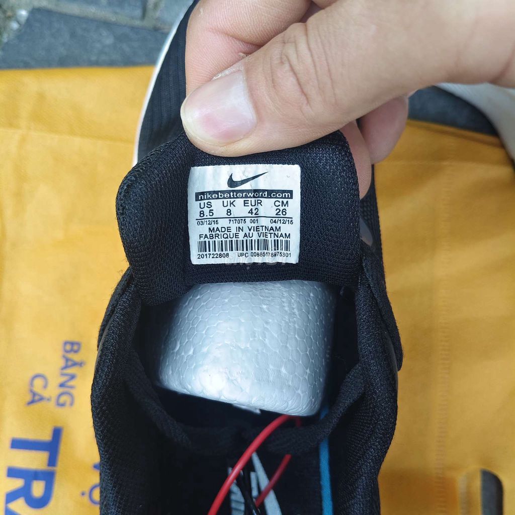 Giày thể thao Nike Nam Đen size 42. Mua bán Giày dép tại Huyện Gia Lâm Hà Nội được đăng bởi Hoang gia khánh hình 1