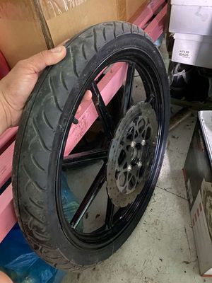 Mâm xe máy X1R 8 cây Exciter 150 Đen