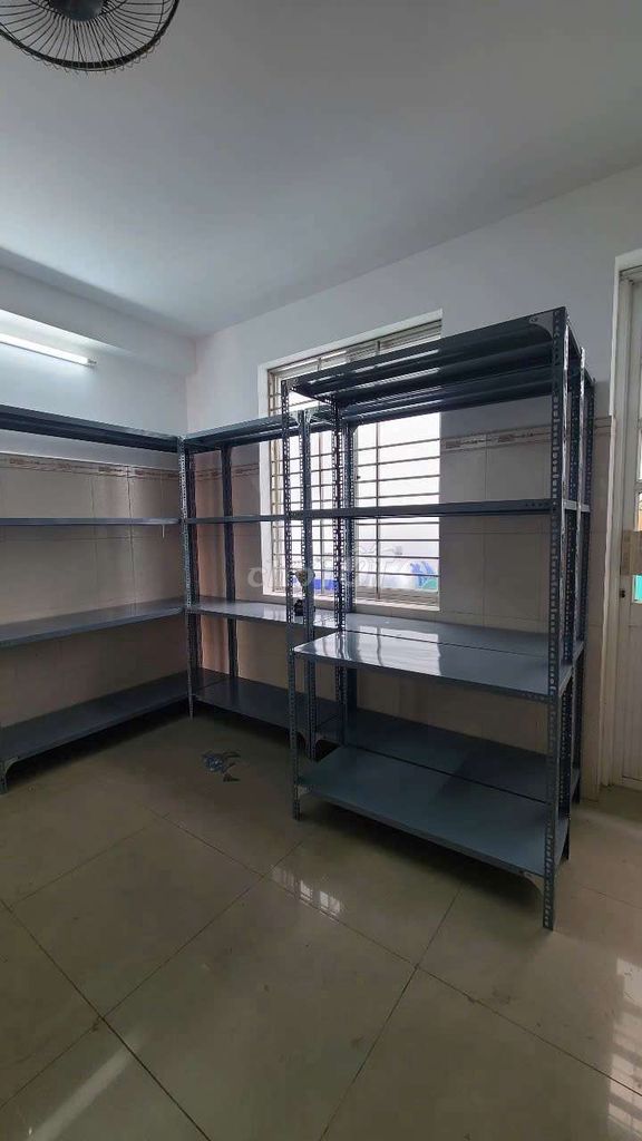 Kệ sắt . Mua bán Tủ, kệ gia đình tại Quận Bình Tân Tp Hồ Chí Minh được đăng bởi Kệ SẮT GIÁ RẺ hình 1