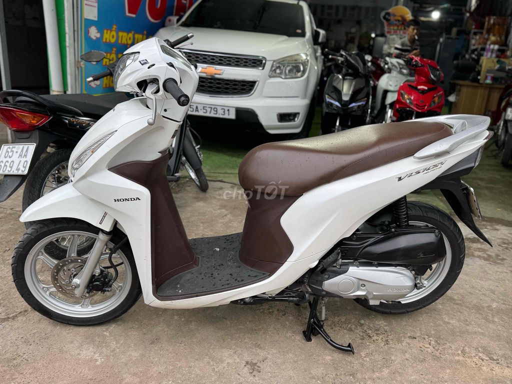 Honda Vison 2017/ Zin Đẹp/ Ngay Chủ 66. Mua bán Xe máy tại Quận Bình Thuỷ Cần Thơ được đăng bởi CỬA HÀNG XE MÁY VŨ Fi hình 3