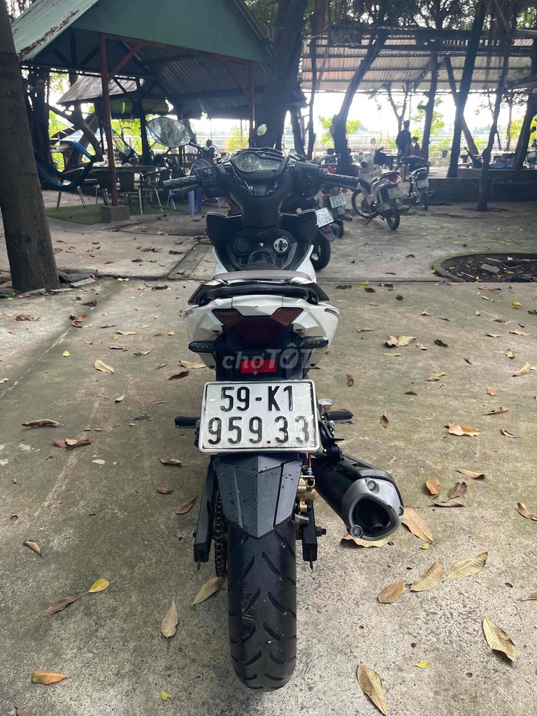 Yamaha Exciter 150 Trắng đen, biển số thành phố. Mua bán Xe máy tại Thành phố Thủ Đức Tp Hồ Chí Minh được đăng bởi Bảo An hình 5
