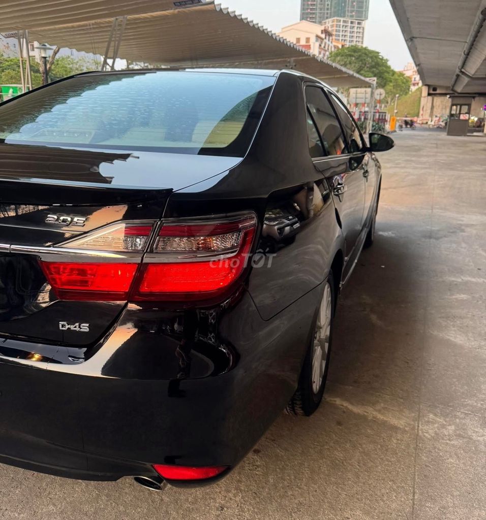 Toyota Camry .20E 2019 đen cọp. Mua bán Ô tô tại Quận Gò Vấp Tp Hồ Chí Minh được đăng bởi Quang hình 4