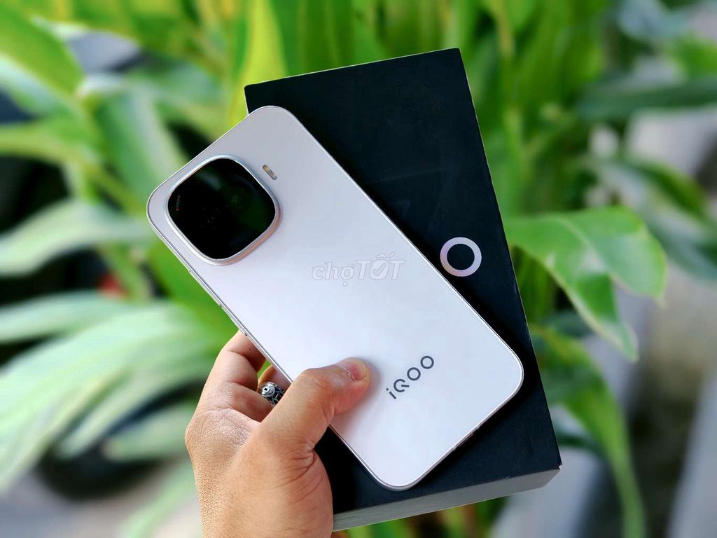 iQOO Z11 Turbo 12/256 Trắng Pin 100 Fullbox có gl. Mua bán Điện thoại tại Quận 12 Tp Hồ Chí Minh được đăng bởi Đỗ Hậu Fb Dylan Đỗ hình 1