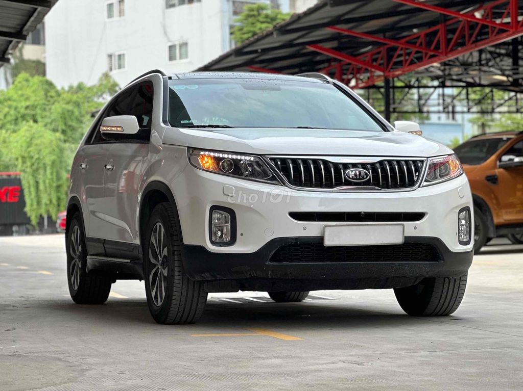 Kia Sorento 2018 GATH full xăng - odo 33.500km