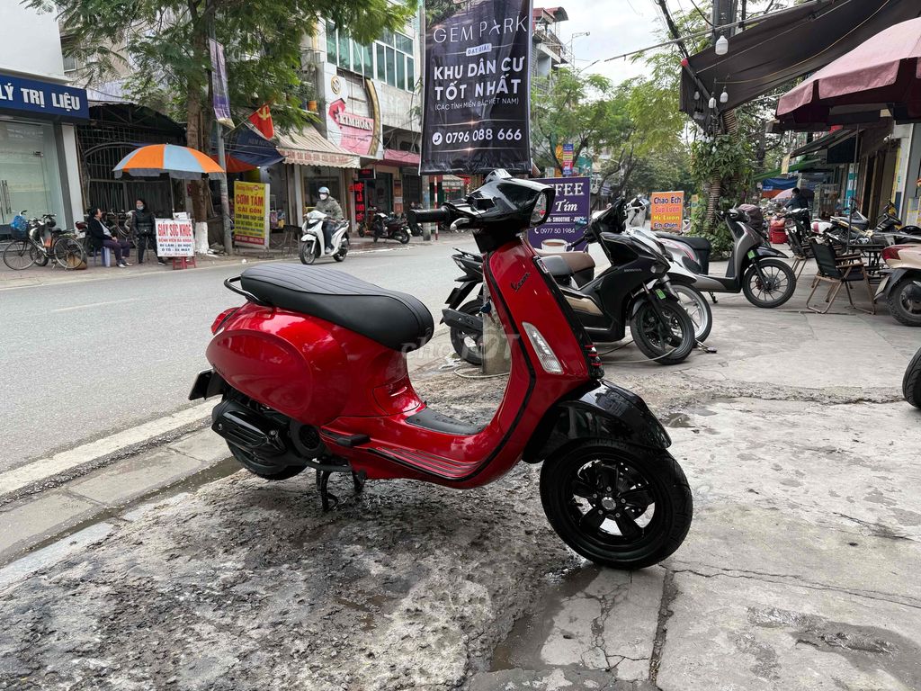 Vespa Prima Up Sprint 3vie đky 2015 đỏ cherry