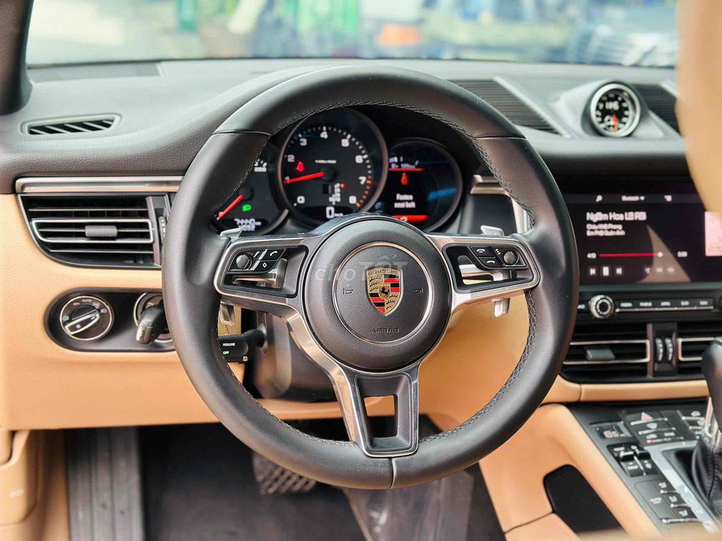 Bán xe Porsche Macan Model 2020. Mua bán Ô tô tại Quận 8 Tp Hồ Chí Minh được đăng bởi Hồng Phúc hình 5