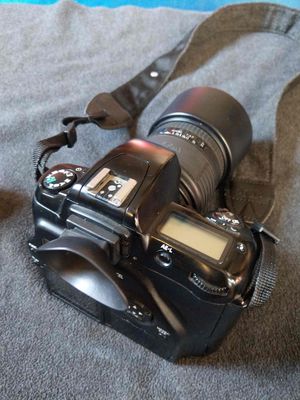 Fujifilm s1 pro Ngàm lens nikon